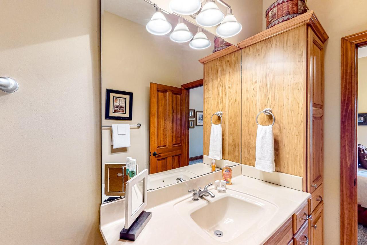 Апартаменты Link Vacation Whittier Экстерьер фото